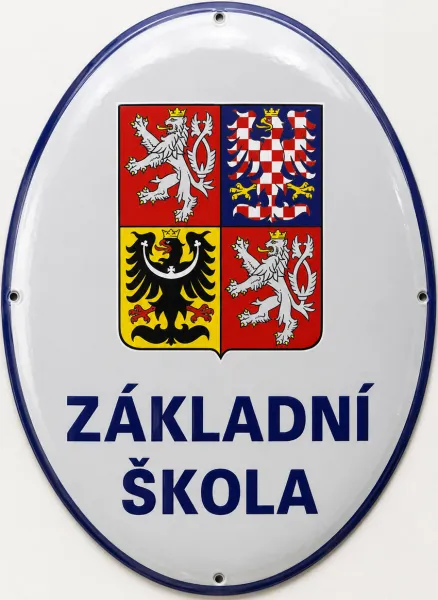 Smaltovaná cedule pro školu v oválu A10-skola 1